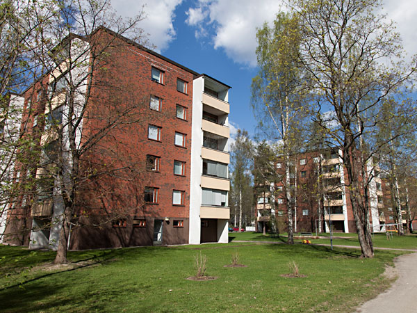 Kauppalankadun kerrostaloja